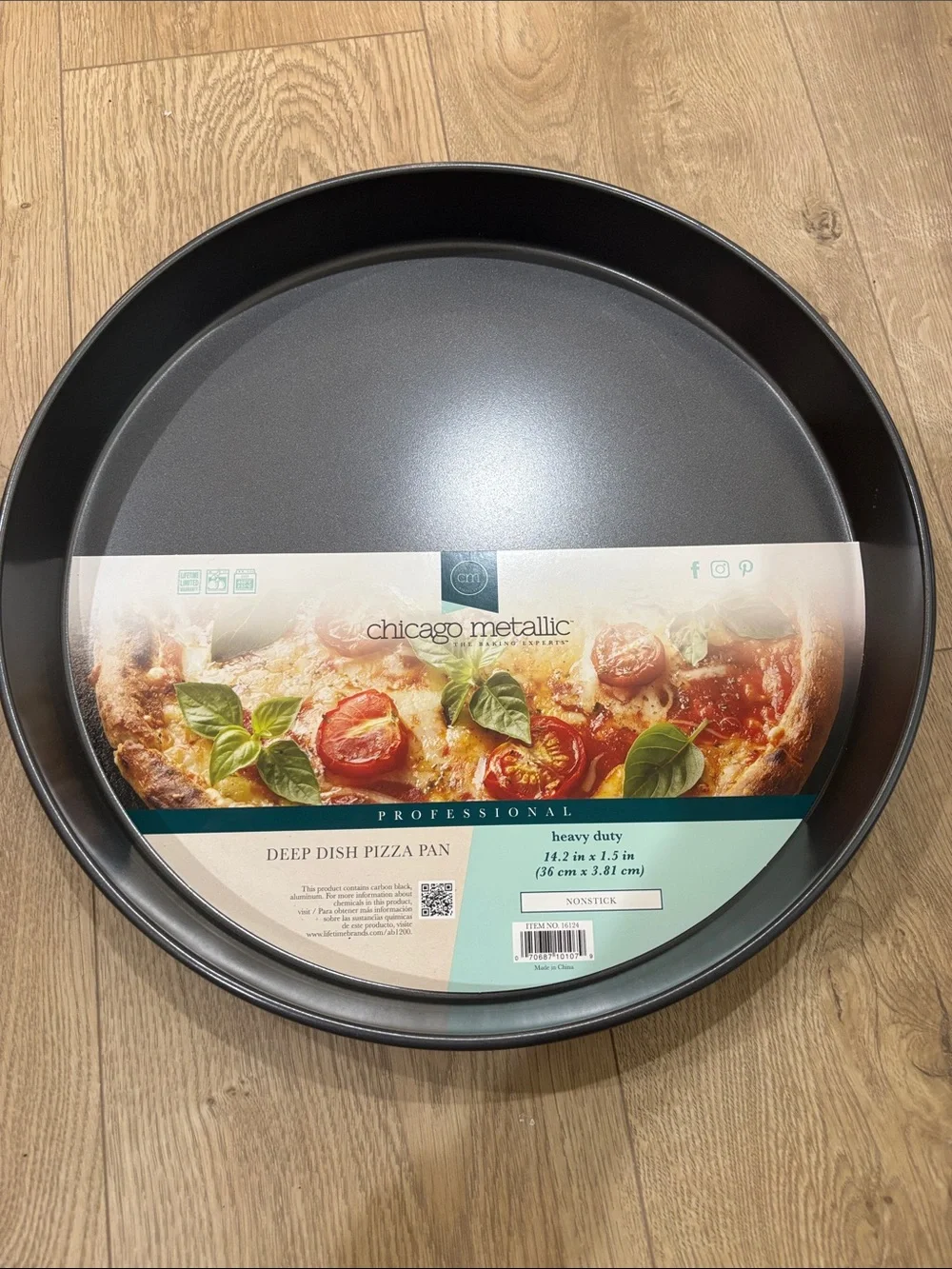 Deep Dish Pizza Pan – Black